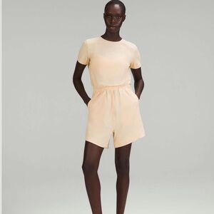 Lululemon Lightweight High-Neck Romper Prosecco Tan Short Sleeve Open Back Sz 6